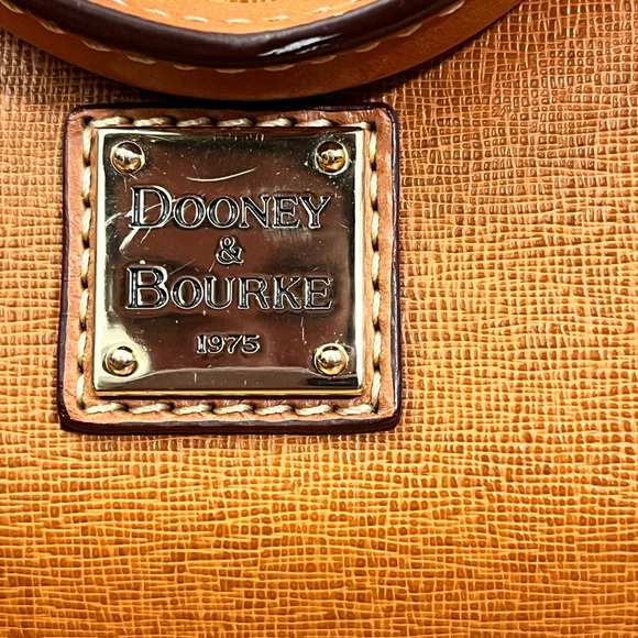 Dooney & Bourke Pebble Grain Zip Zip Satchel in caramel with crossbody - Picture 14 of 16